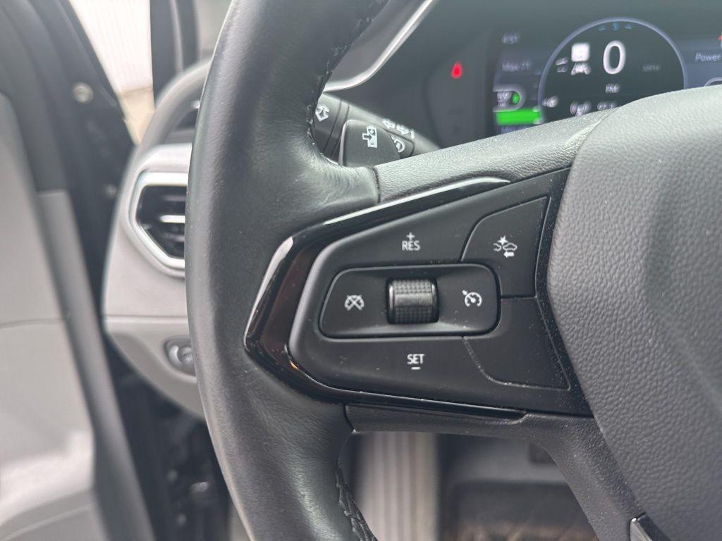 used 2023 Chevrolet Bolt EUV car, priced at $23,994