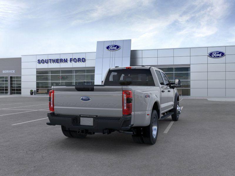 new 2025 Ford F-450 car, priced at $66,515