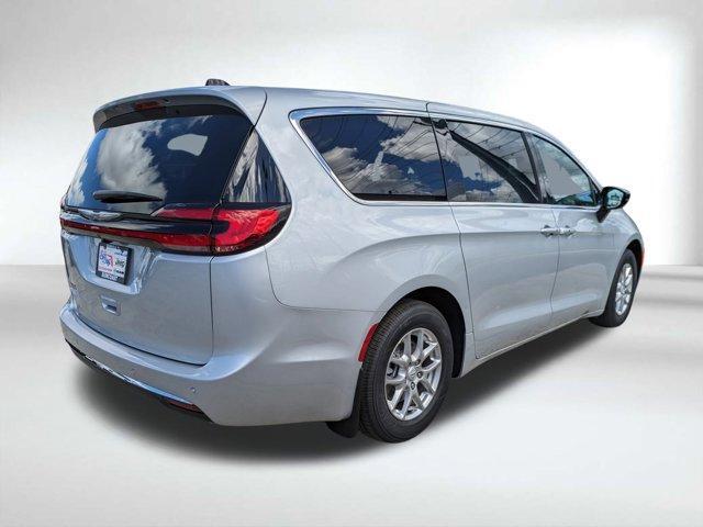 new 2026 Chrysler Pacifica car, priced at $40,499