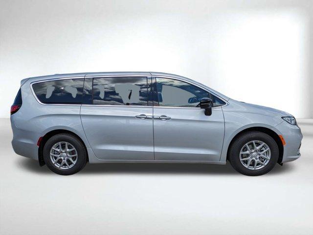 new 2026 Chrysler Pacifica car, priced at $40,499