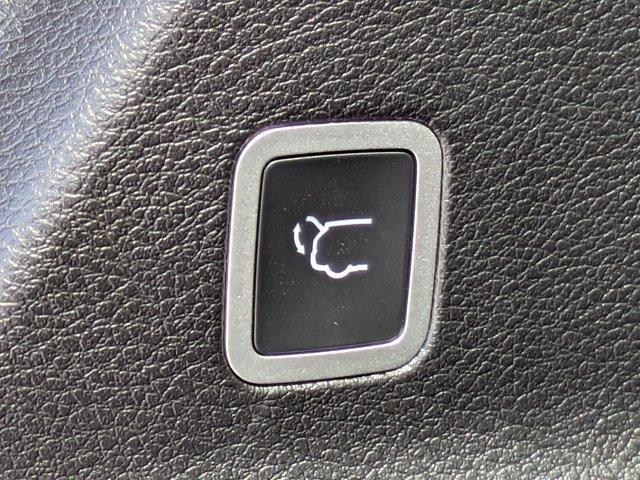 new 2026 Chrysler Pacifica car, priced at $40,499