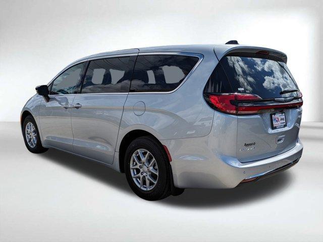 new 2026 Chrysler Pacifica car, priced at $40,499