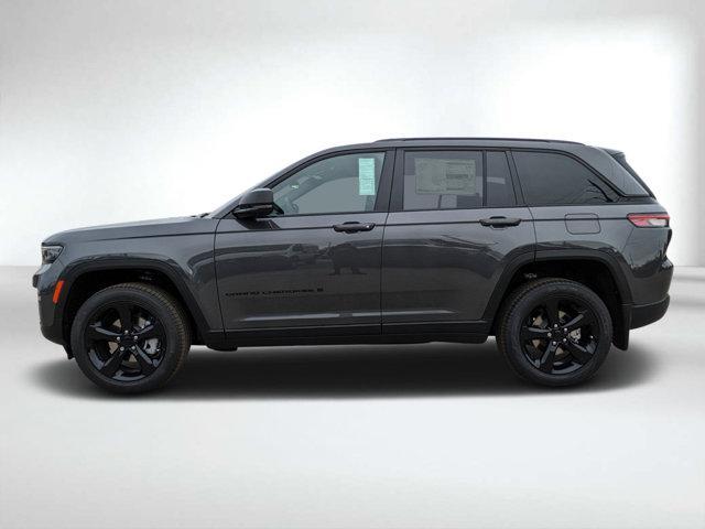 new 2025 Jeep Grand Cherokee car, priced at $46,789