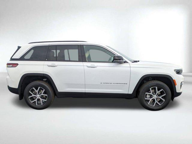 new 2025 Jeep Grand Cherokee car, priced at $36,998