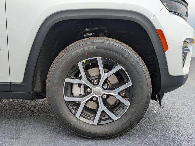 new 2025 Jeep Grand Cherokee car, priced at $36,998