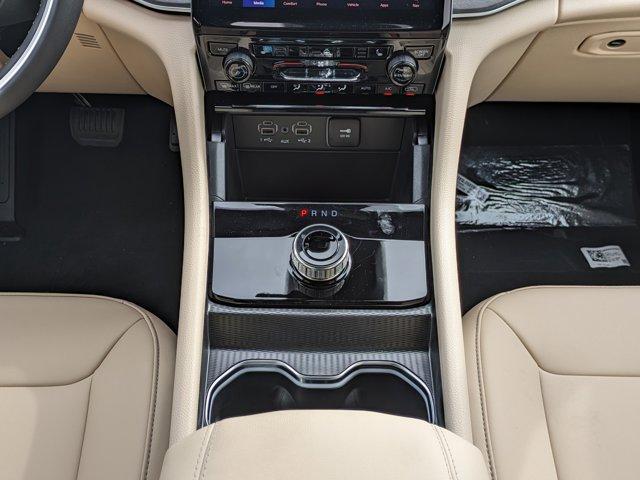 new 2025 Jeep Grand Cherokee car, priced at $36,998