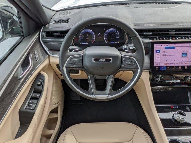 new 2025 Jeep Grand Cherokee car, priced at $36,998