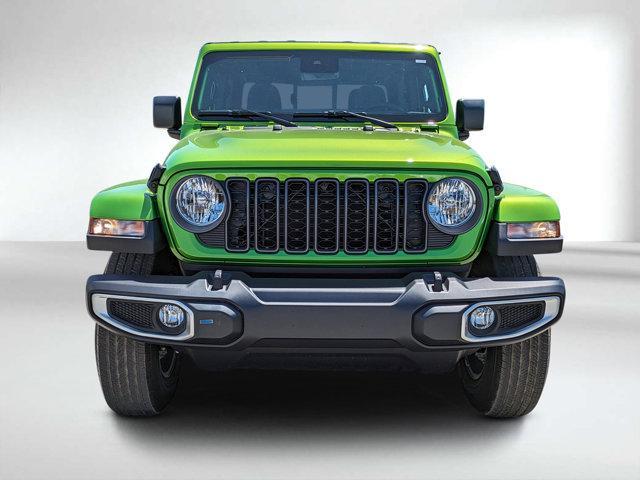 new 2025 Jeep Gladiator car, priced at $39,899