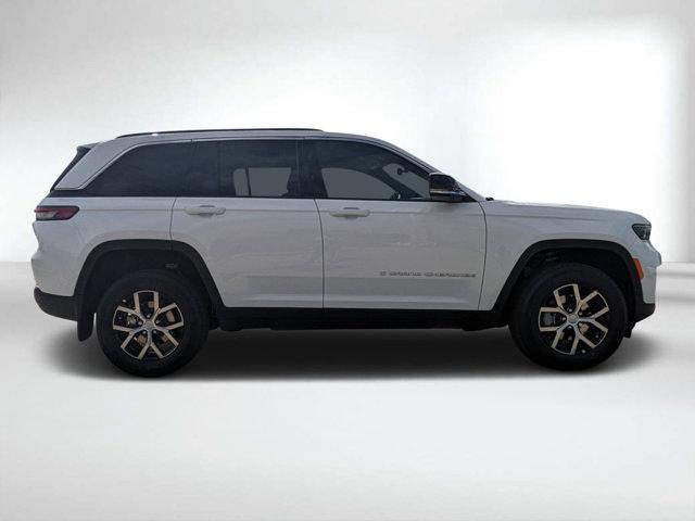 new 2025 Jeep Grand Cherokee car, priced at $41,779