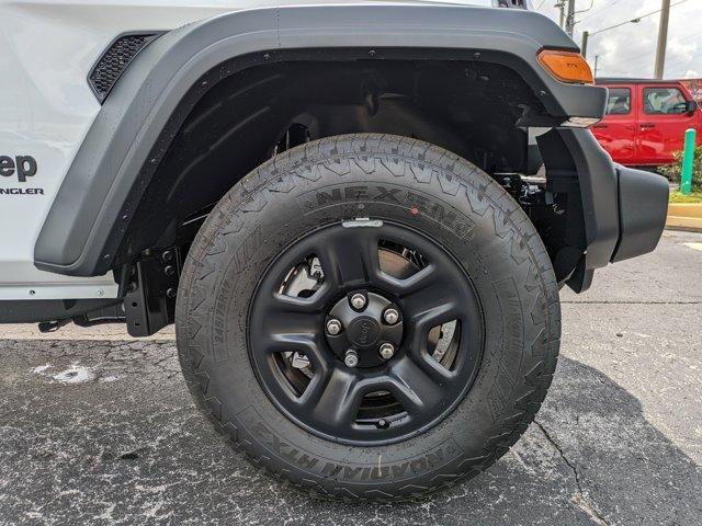 new 2025 Jeep Wrangler car, priced at $37,349