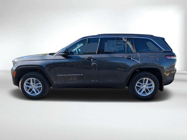 new 2024 Jeep Grand Cherokee car, priced at $37,999