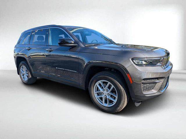 new 2024 Jeep Grand Cherokee car, priced at $37,999