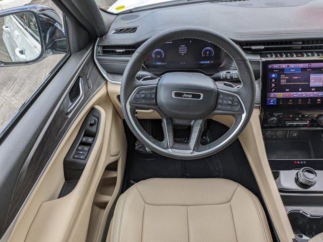 used 2024 Jeep Grand Cherokee car, priced at $35,894