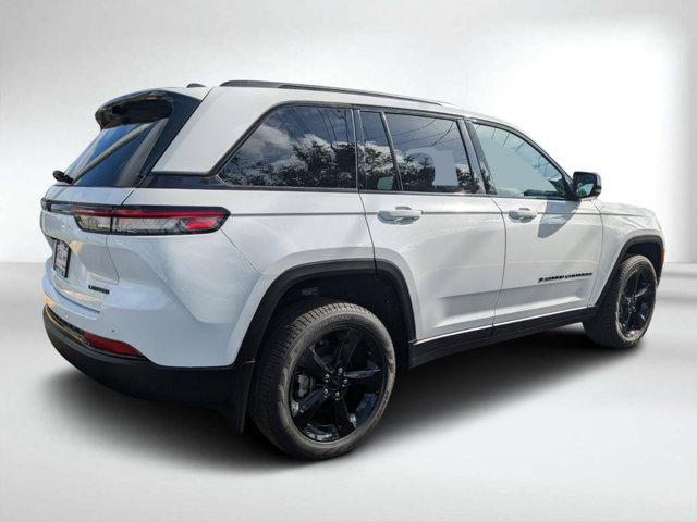 new 2024 Jeep Grand Cherokee car, priced at $50,777