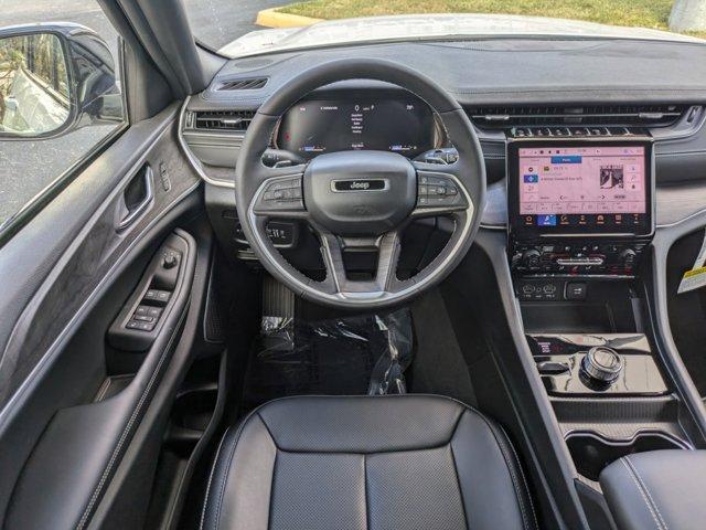 new 2024 Jeep Grand Cherokee car, priced at $50,777