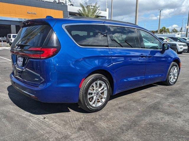 used 2021 Chrysler Pacifica car, priced at $20,986