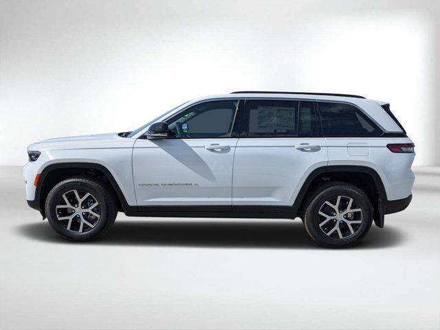 new 2024 Jeep Grand Cherokee car, priced at $41,998