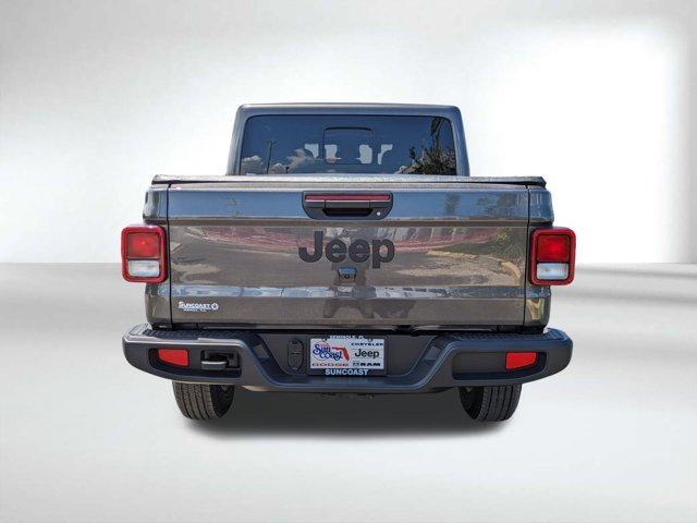 new 2025 Jeep Gladiator car, priced at $43,557