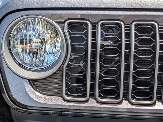 new 2025 Jeep Gladiator car, priced at $43,557