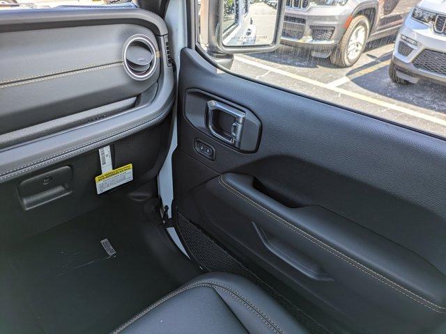 new 2025 Jeep Wrangler car, priced at $48,999