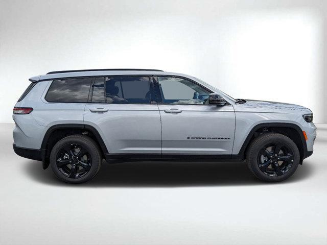 new 2024 Jeep Grand Cherokee L car, priced at $42,454