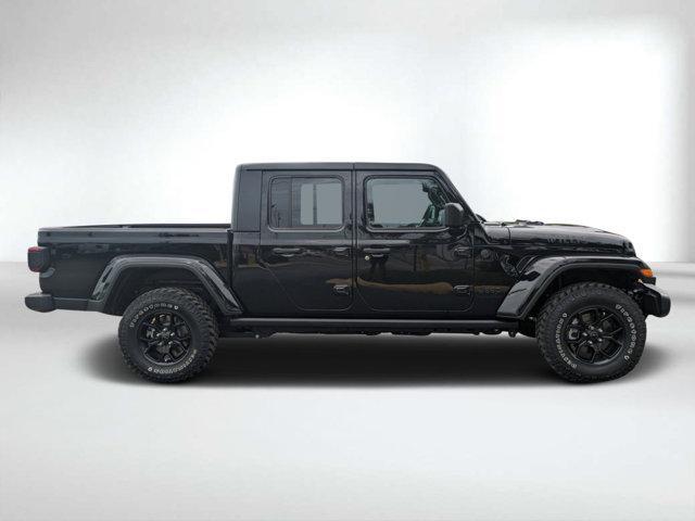 new 2024 Jeep Gladiator car, priced at $46,877