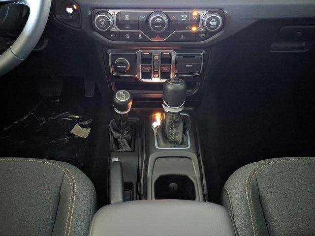 new 2025 Jeep Wrangler car, priced at $43,419