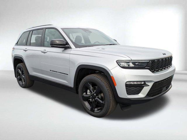 new 2025 Jeep Grand Cherokee car, priced at $39,910