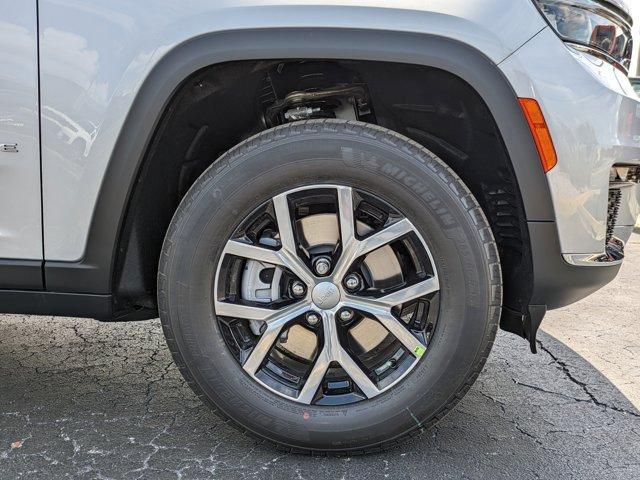 new 2025 Jeep Grand Cherokee L car, priced at $39,289