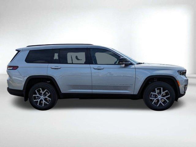 new 2025 Jeep Grand Cherokee L car, priced at $39,289
