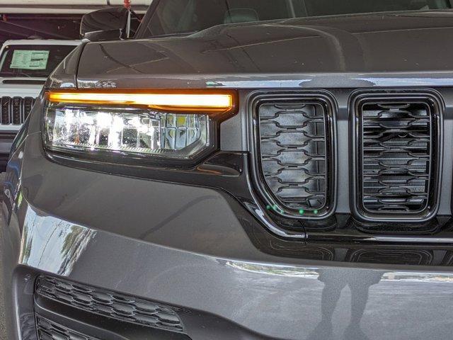 new 2025 Jeep Grand Cherokee car, priced at $38,928