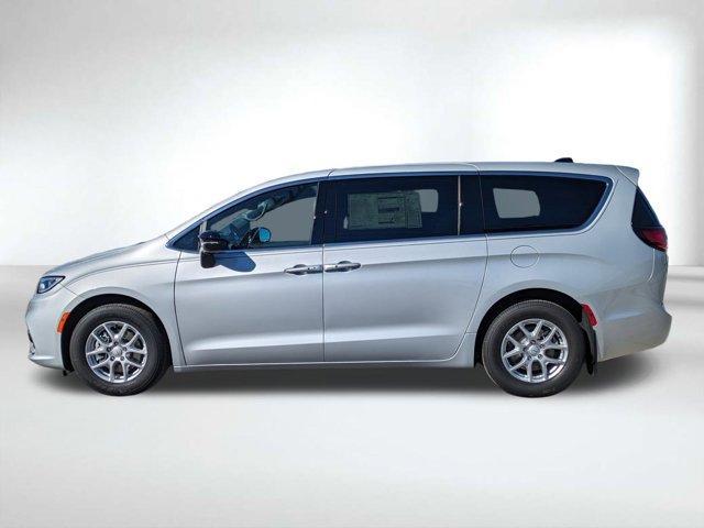 new 2026 Chrysler Pacifica car, priced at $44,575