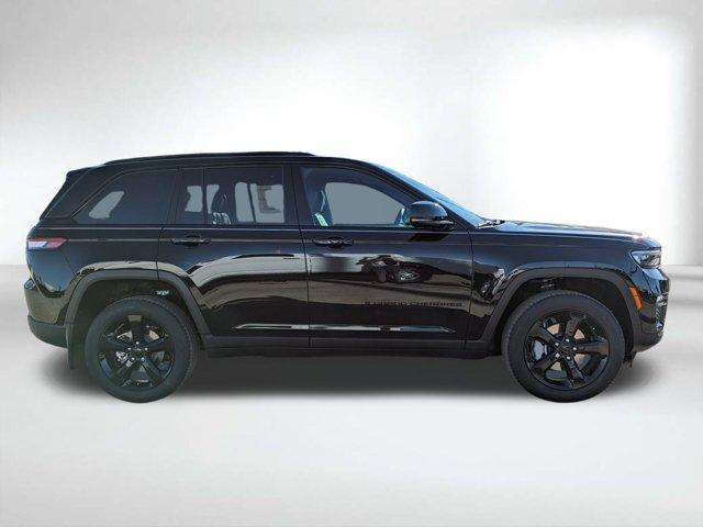 new 2025 Jeep Grand Cherokee car, priced at $41,986