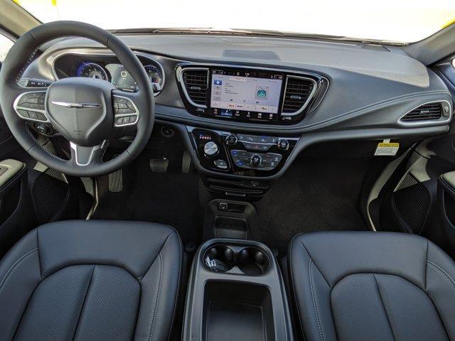 new 2026 Chrysler Pacifica car, priced at $40,927