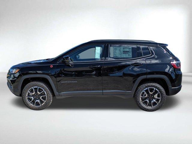 new 2026 Jeep Compass car, priced at $33,289