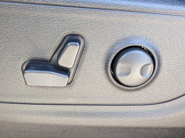 new 2025 Ram 1500 car, priced at $43,539