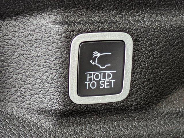 new 2025 Jeep Grand Cherokee L car, priced at $41,290