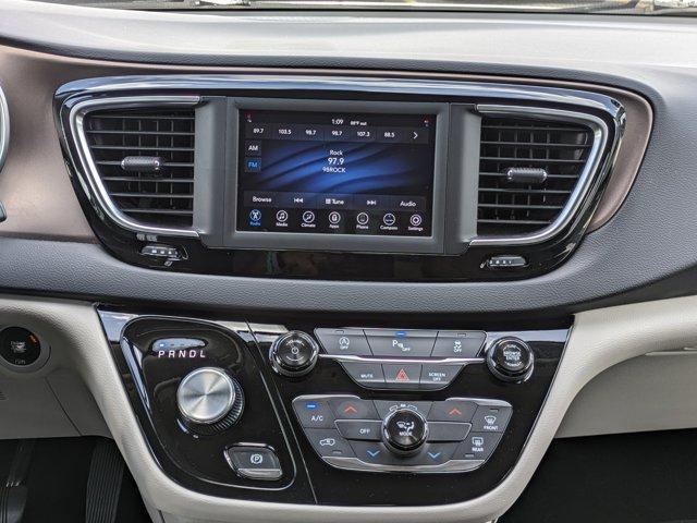 used 2018 Chrysler Pacifica car, priced at $15,554