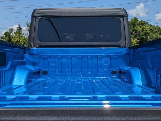 new 2025 Jeep Gladiator car, priced at $38,838