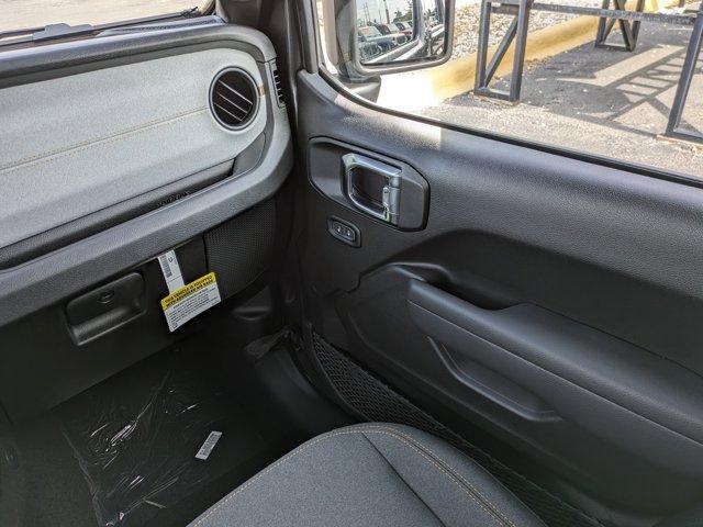 new 2025 Jeep Gladiator car, priced at $42,996