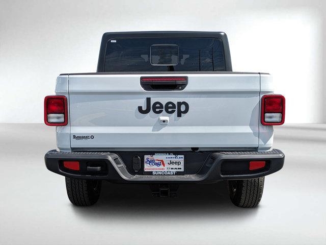new 2025 Jeep Gladiator car, priced at $40,949