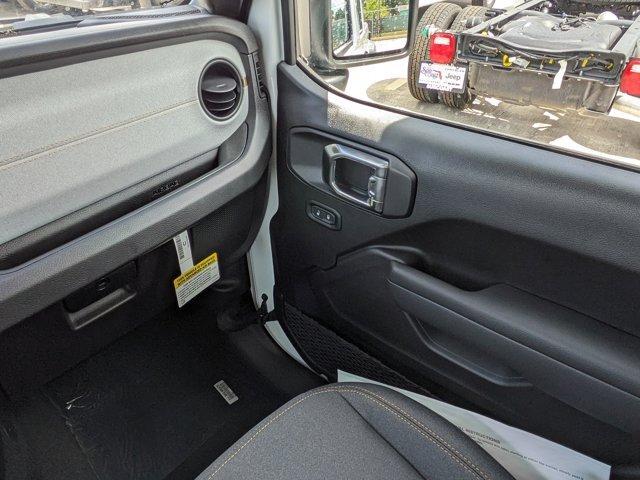 new 2025 Jeep Gladiator car, priced at $40,949