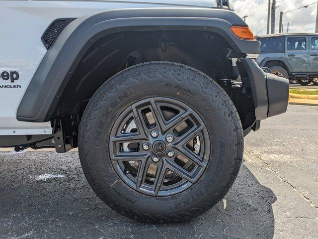 new 2025 Jeep Wrangler car, priced at $40,484