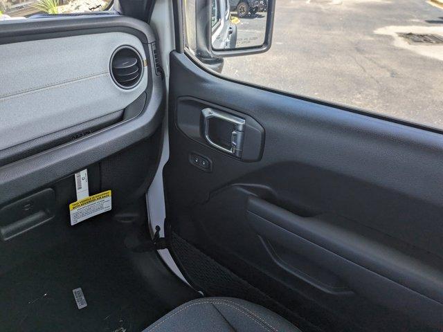 new 2025 Jeep Wrangler car, priced at $40,484