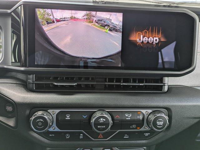 new 2025 Jeep Wrangler car, priced at $32,998