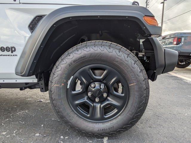 new 2025 Jeep Wrangler car, priced at $32,998