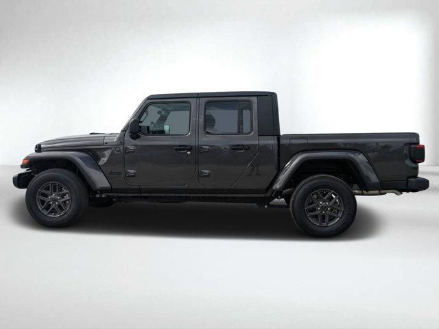 new 2024 Jeep Gladiator car, priced at $44,998