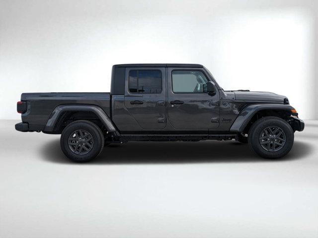 new 2024 Jeep Gladiator car, priced at $44,998