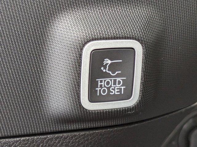 new 2025 Jeep Grand Cherokee car, priced at $41,877