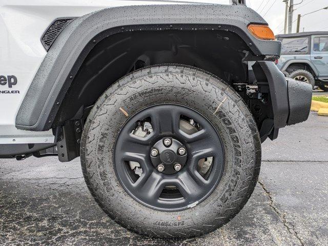 new 2025 Jeep Wrangler car, priced at $32,277